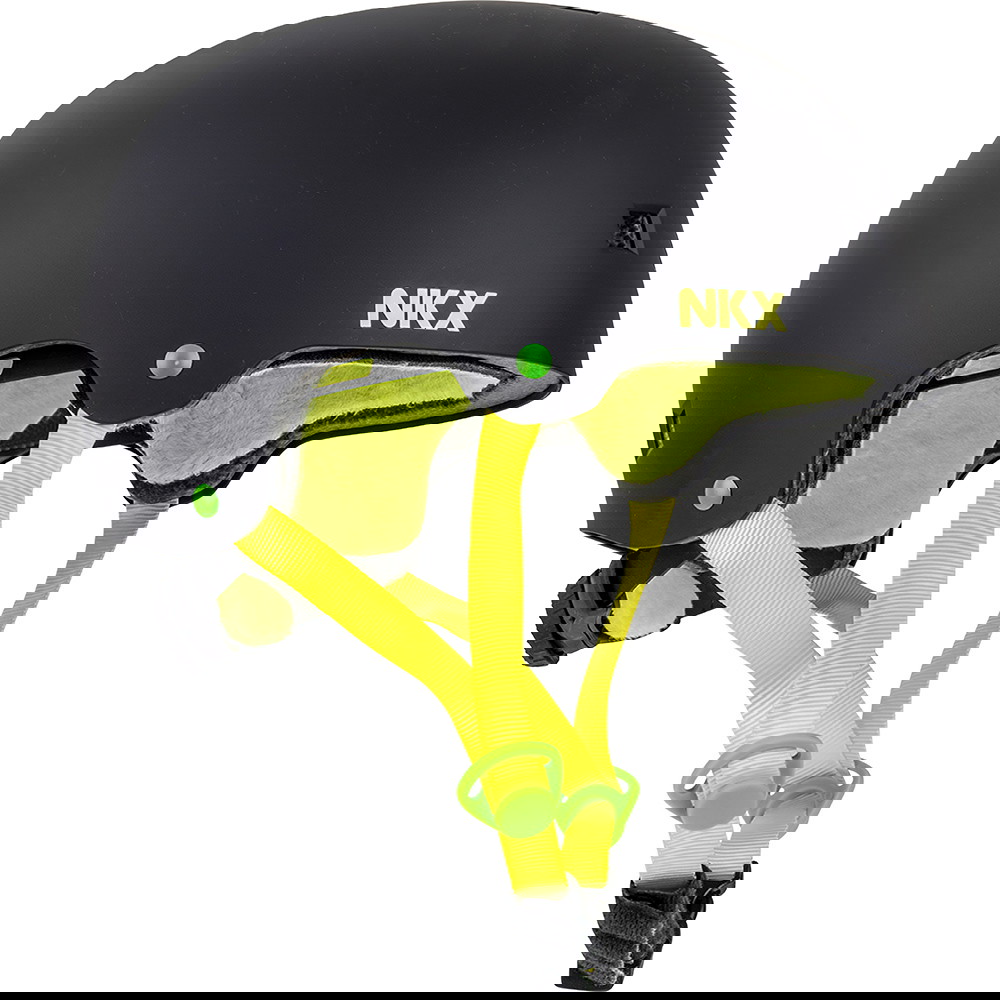 https://cdn.kitenorge.no/media/catalog/product//P/r/Protection_Helmet_Skate_NKX_Brainsaver_Rasta_01_8d03.jpg
