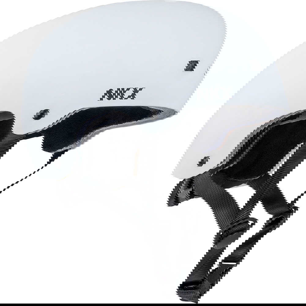 https://cdn.kitenorge.no/media/catalog/product//P/r/Protection_Helmet_Skate_NKX_Brainsaver_White_01_690f.jpg