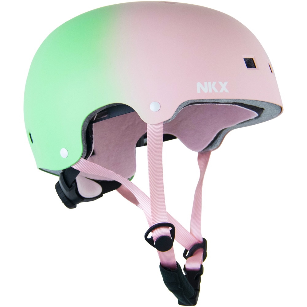 https://cdn.kitenorge.no/media/catalog/product//n/k/nkx_brain_saver_skate_helmet_peppermint_fade_1_2d2c.jpg