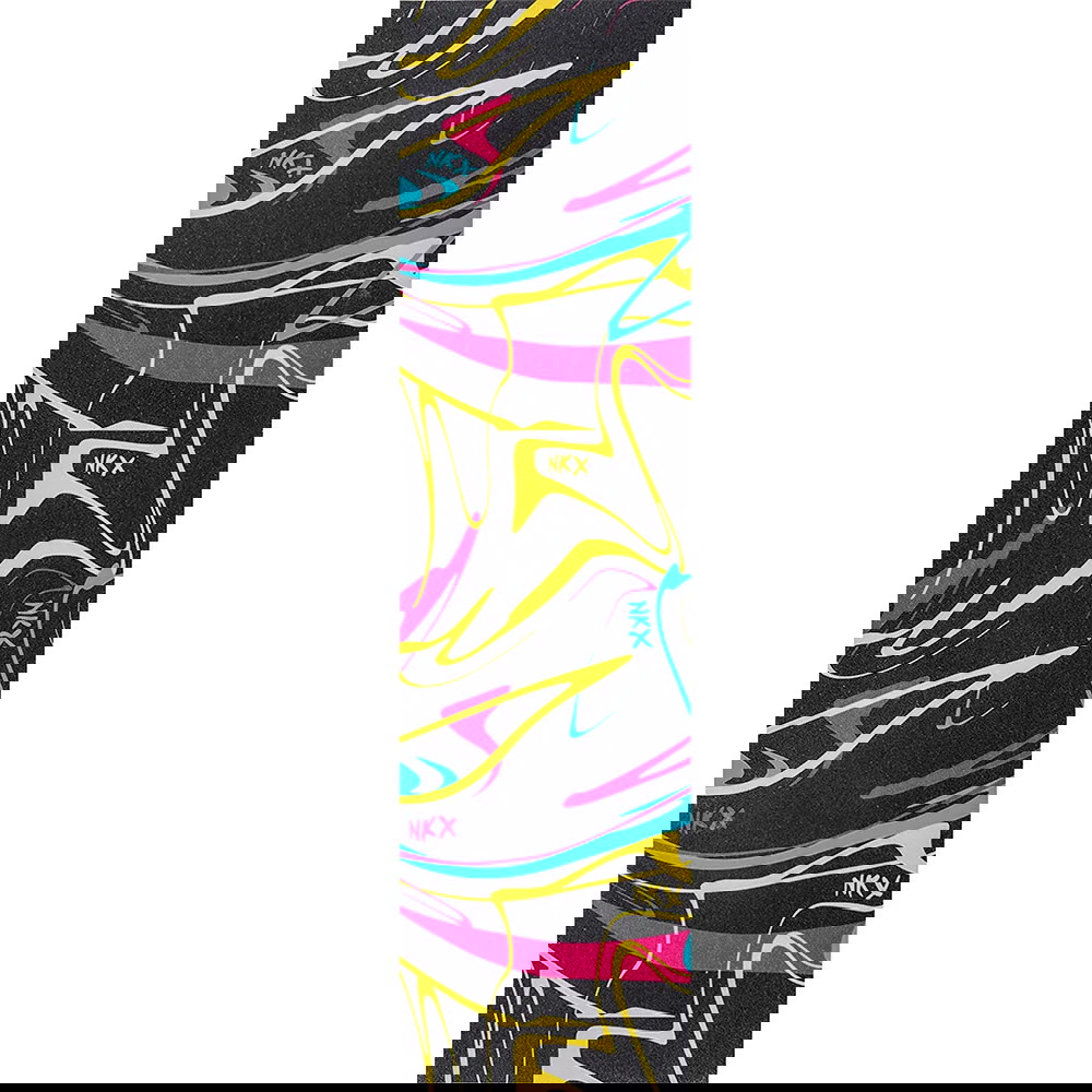 https://cdn.kitenorge.no/media/catalog/product//n/k/nkx_skateboard_griptape_abstract_38f7.jpg