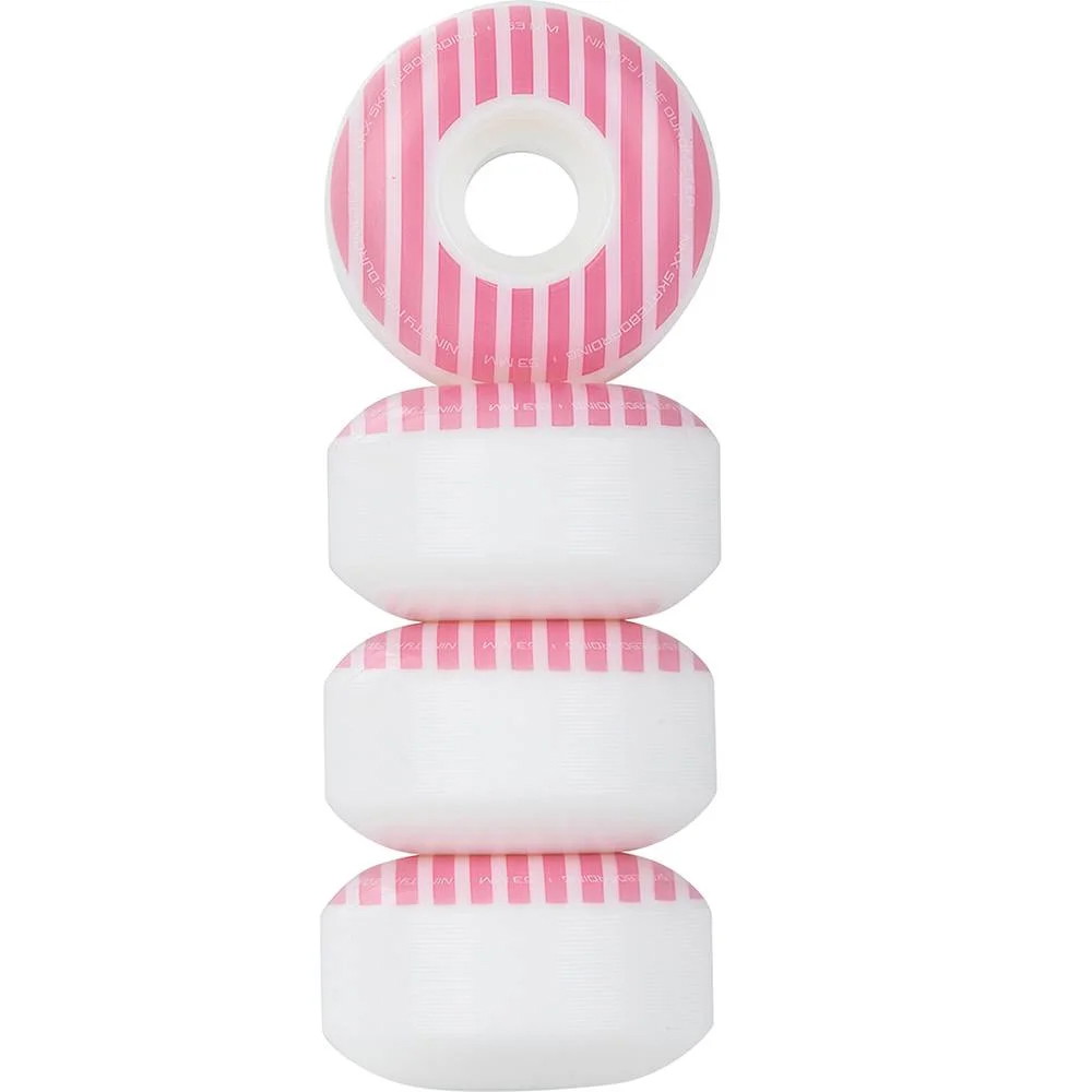 https://cdn.kitenorge.no/media/catalog/product//n/k/nkx_skateboard_wheels_candy_pink_1_6e8f.jpg