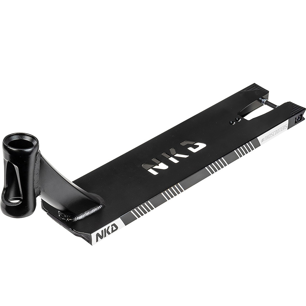 https://cdn.kitenorge.no/media/catalog/product//s/c/scooters_components_decks_nkd_fuel_black_01_ae10.jpg