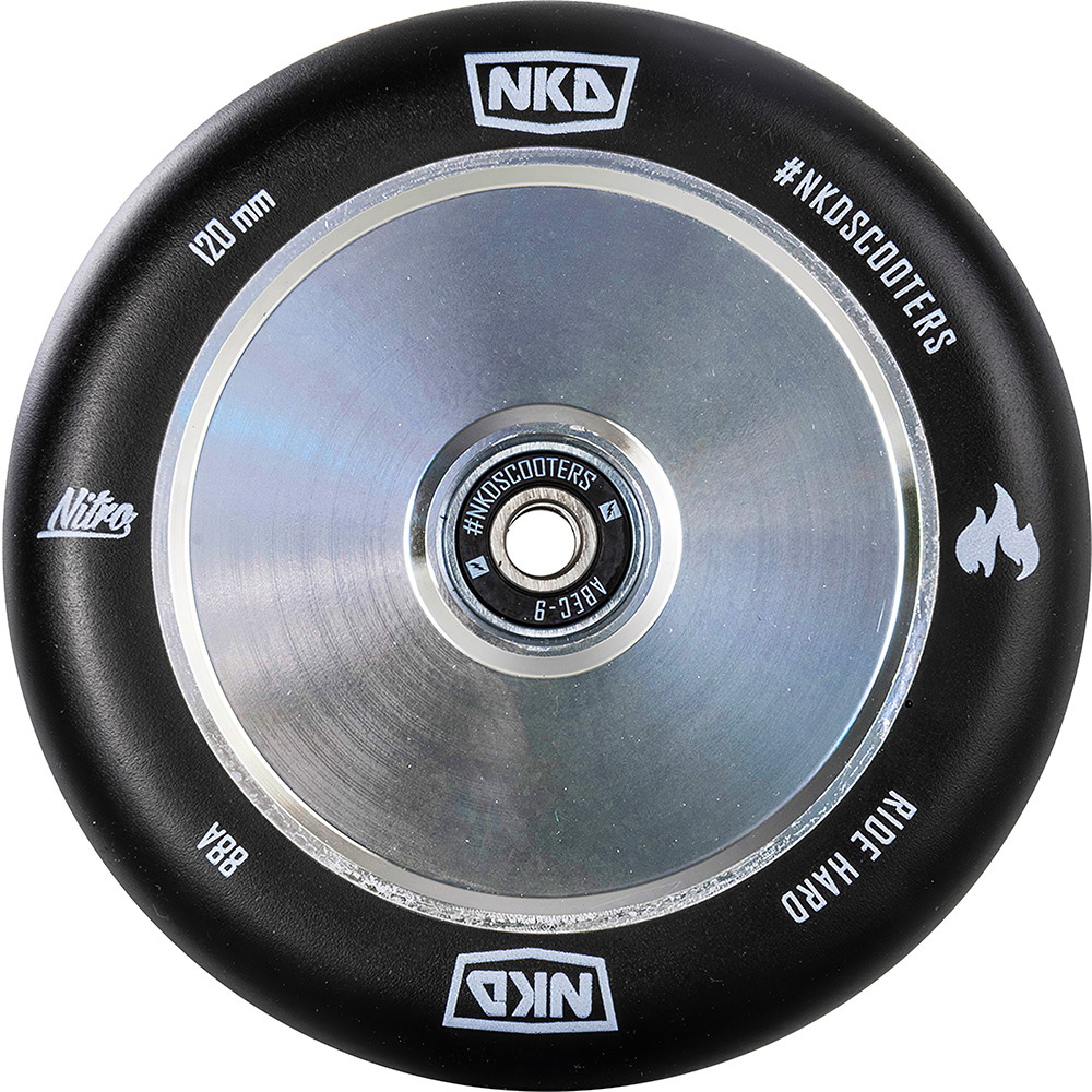 https://cdn.kitenorge.no/media/catalog/product//s/c/scooters_components_wheels_nkd_nitro_black_silver_01_4843.jpg