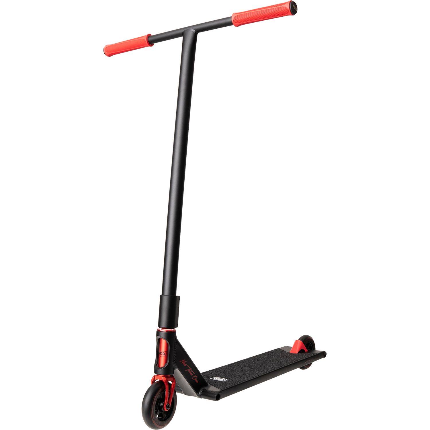 https://cdn.kitenorge.no/media/catalog/product//s/c/scooters_nkd_mono_black_red_01_f3a1.jpeg
