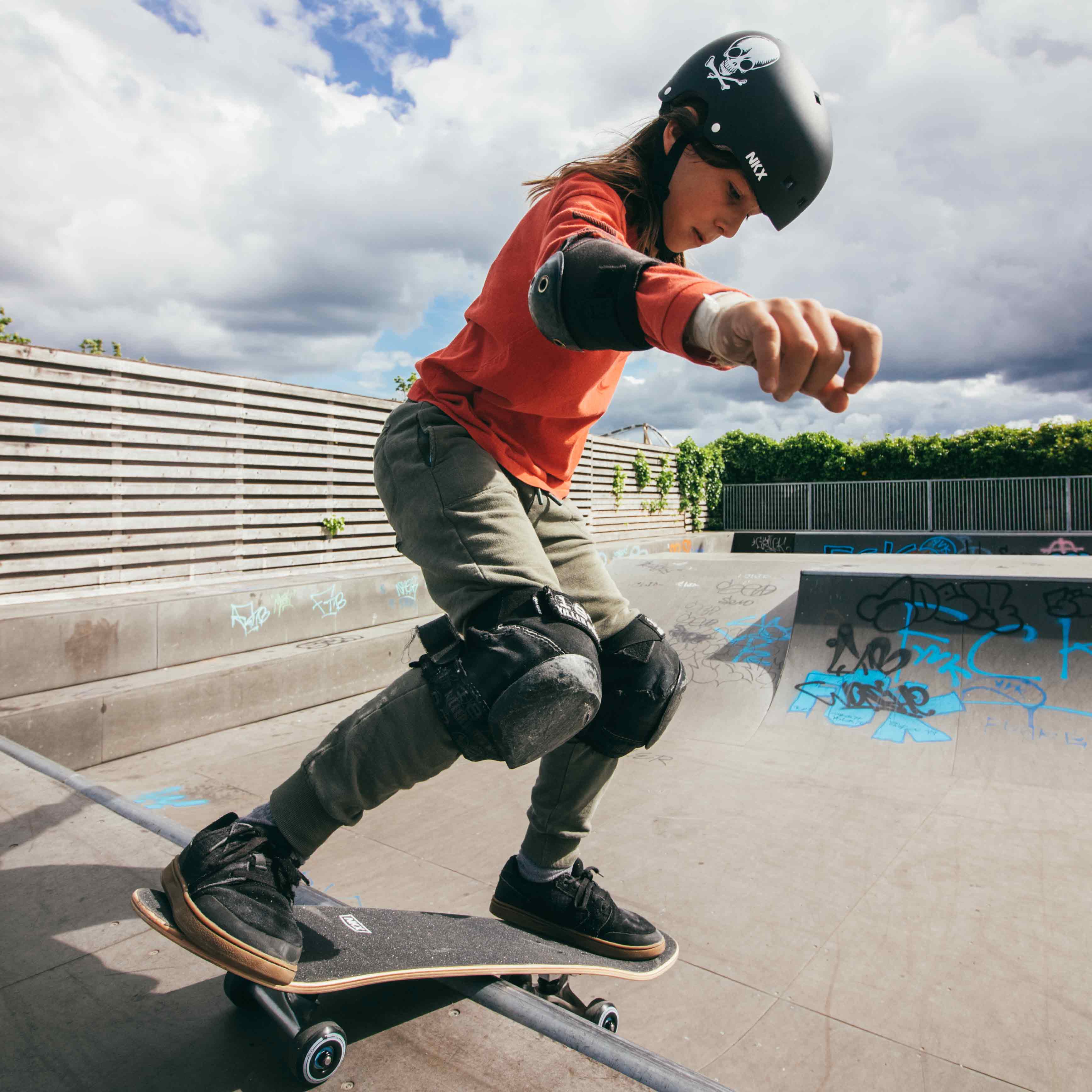 NKX Brain Saver Sertifisert Skatehjelm