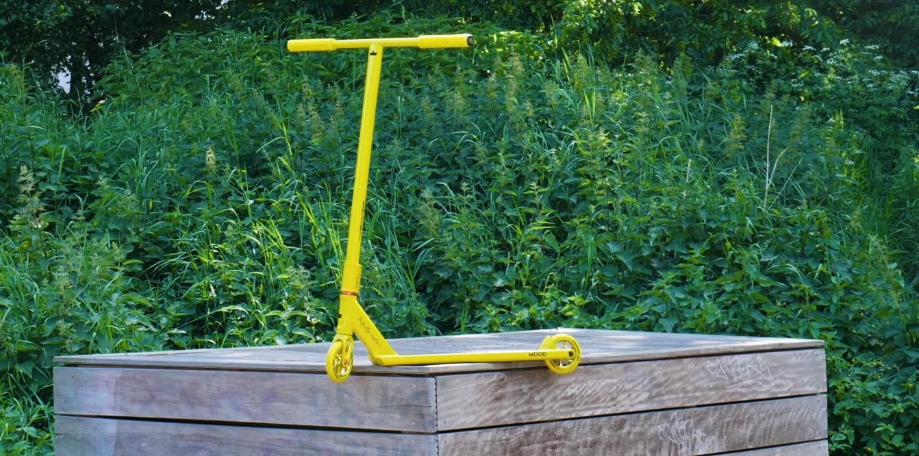NKD Mood Trick Scooter testet av kjører